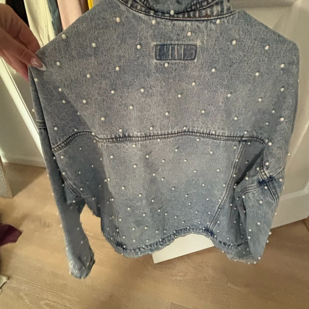 Pearl Studded Denim Jacket - Picture 5 of 5